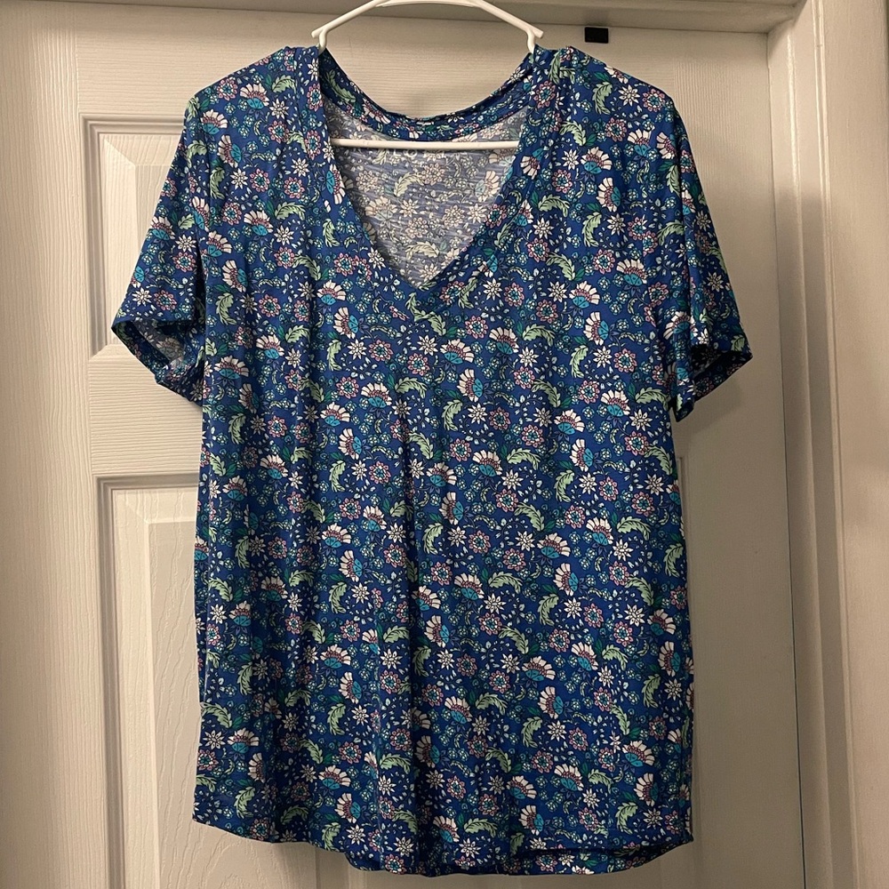 LOFT Blue Floral Paisley Tee (L)